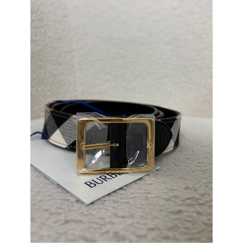 Burberry Classic Check Leather Belt in Beige/Black NEW 75cm - Picture 2 of 9